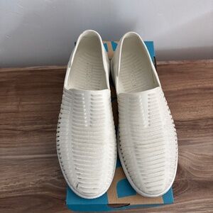People Shoes size 9